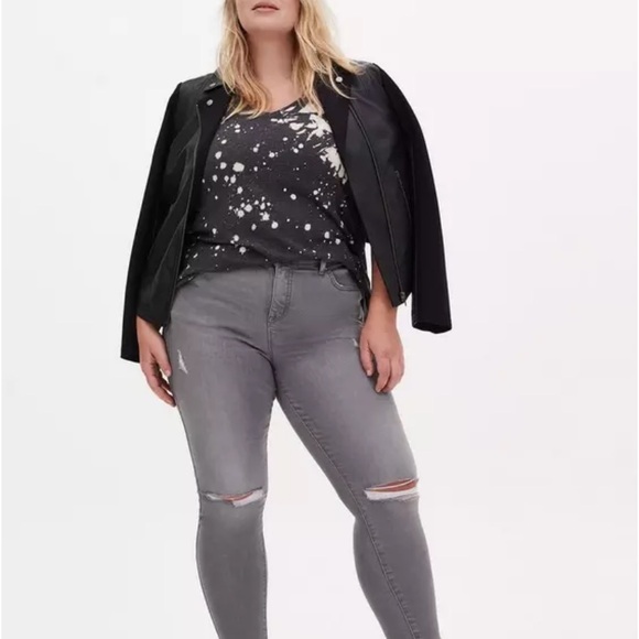 Black Faux Leather Chelsea Bootie (WW - Picture 5 of 8